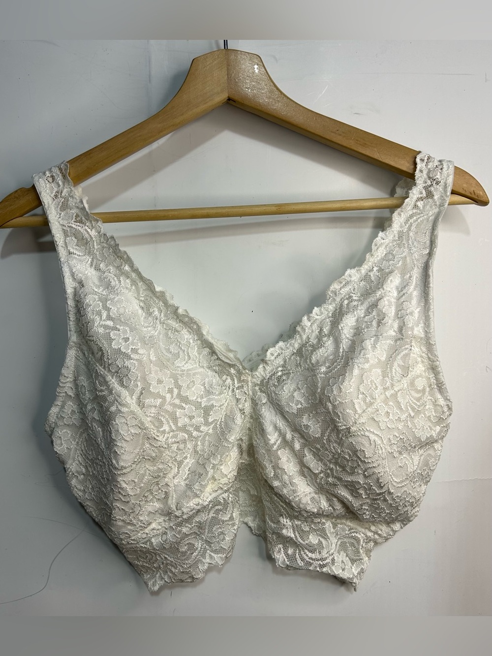 5‎ for $25🔥Smart & Sexy White Lace Wireless Padded Bralette XXL